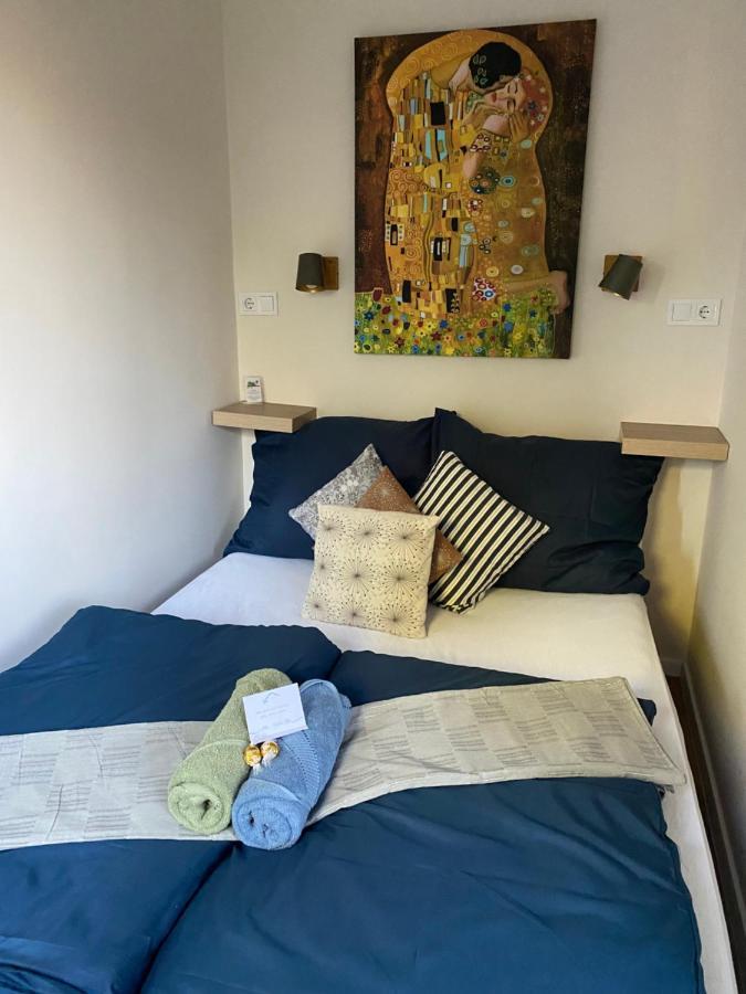 شقة Mrs. Columbo'S Flat بودابست المظهر الخارجي الصورة