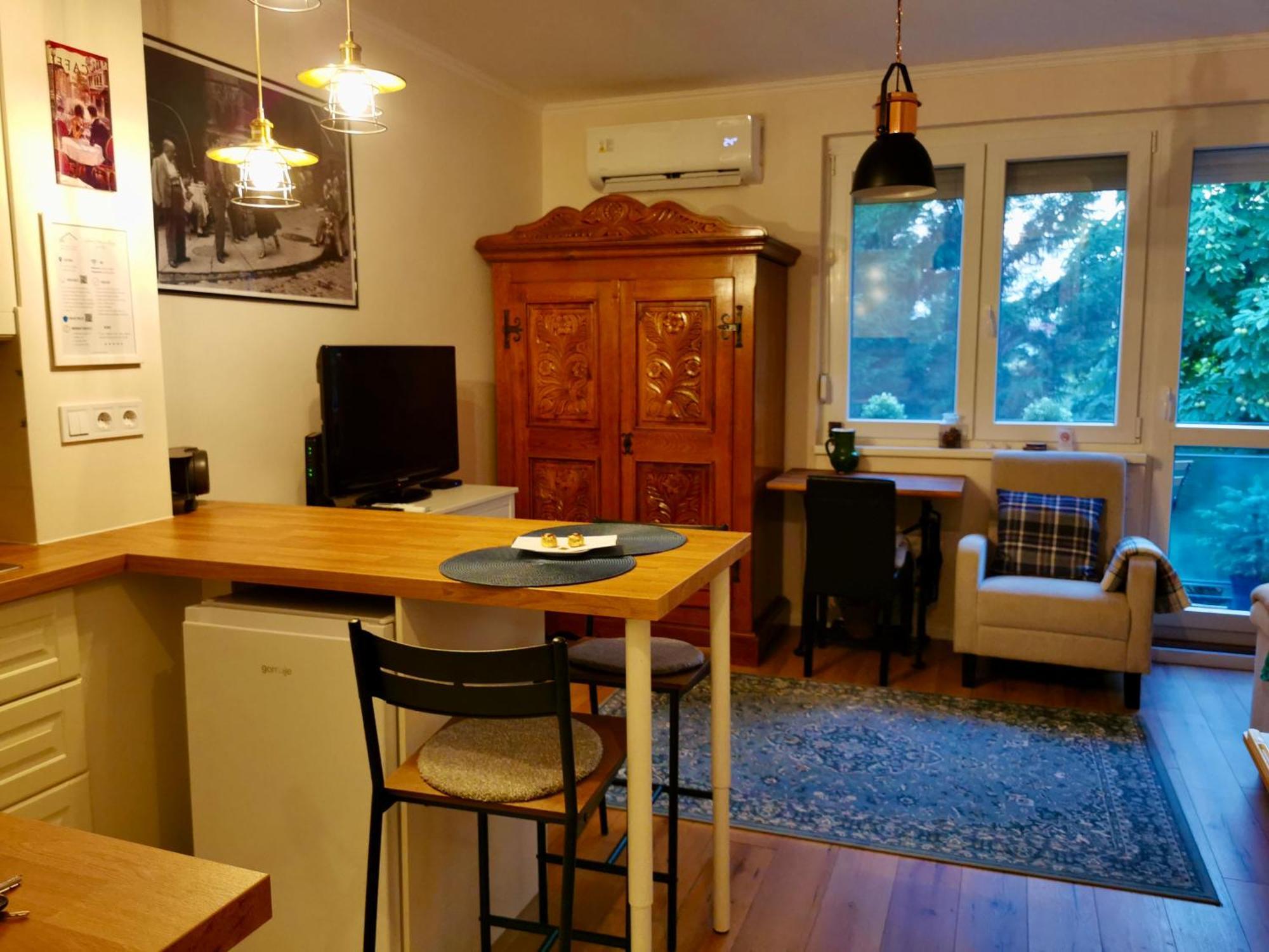 شقة Mrs. Columbo'S Flat بودابست المظهر الخارجي الصورة